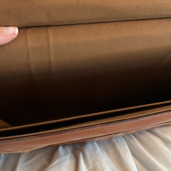 Vintage Wilsons, cognac leather messenger bag. - Picture 11 of 16